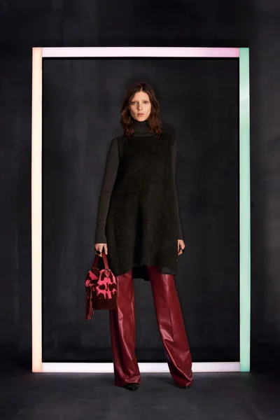 Look 19
